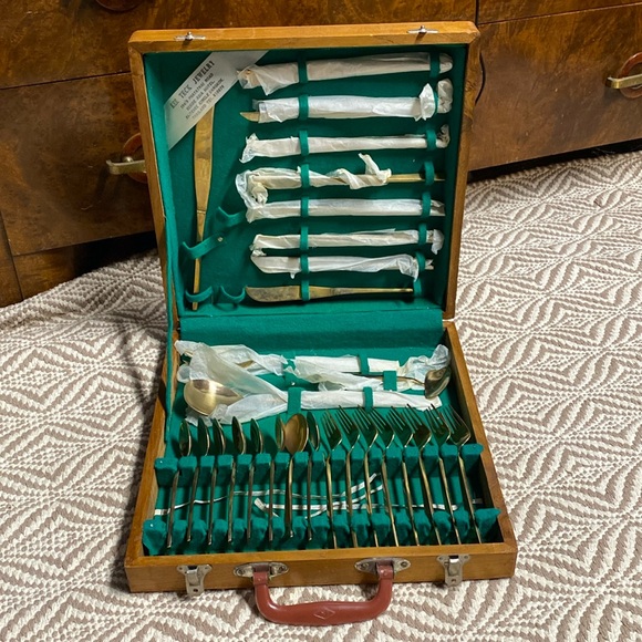 kee teck jewelry Other - Kee teck jewelry vintage Bangkok Thailand silverware set